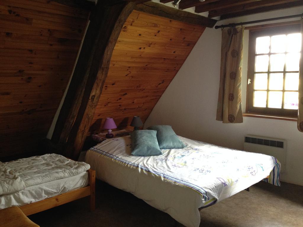 Bed and Breakfast La Baronnie Vieux-Pont Zimmer foto